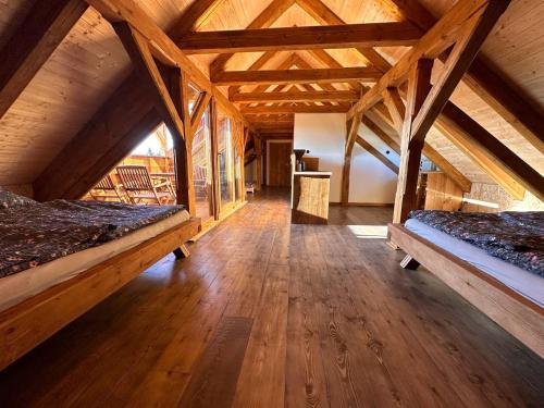 Farma Bláto - Apartmány Sýpka a glamping, Uhlířské Janovice (foto 5)