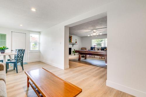 3 Mi to Three Sisters Springs Home with Game Room in Crystal River, USA