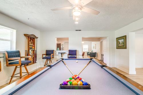 3 Mi to Three Sisters Springs Home with Game Room in Crystal River, USA