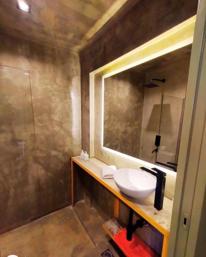 Single Room with Private Bathroom