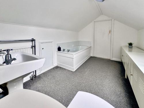 Luxury Apartment Victoria - image 10