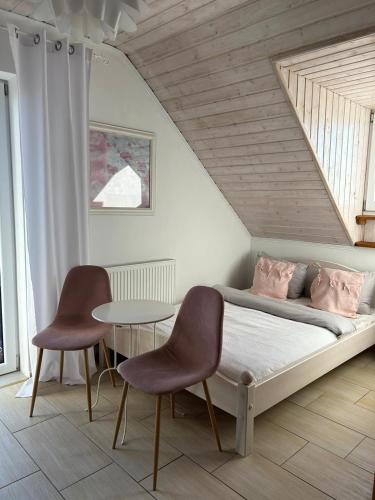 1 double bed