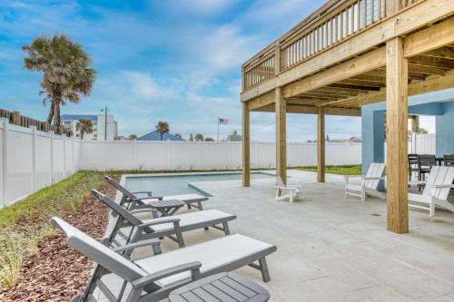 Ocean River View Pool Home Close to Amenities 6635T in New Smyrna Beach, USA
