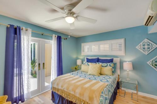 Home with Casita Patio Pool and Mountain Views - image 2
