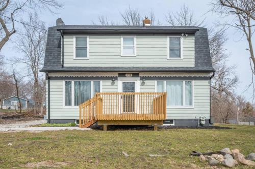 In town, private acreage! in Des Moines, USA