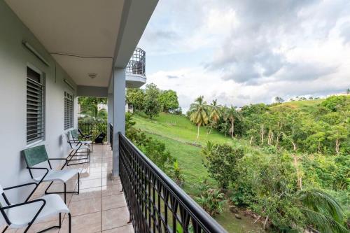 Enjoy Rare Huge POOL 4br Perfect for Families! in อกัวดา