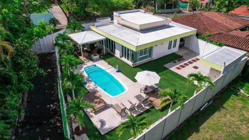 . Villa Luna Nueva by Vacation Pura Vida