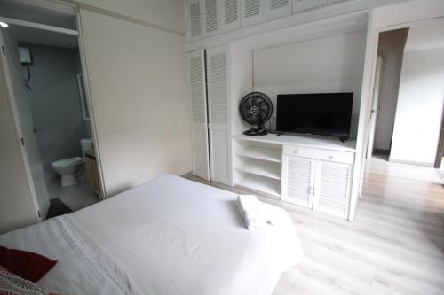 Alojamiento en apartamento cerca a Provenza - MAN203 By Roots Rentals, Medellín (Foto 7)