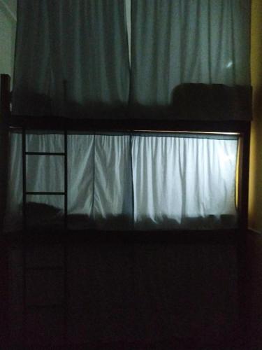 1 twin bed