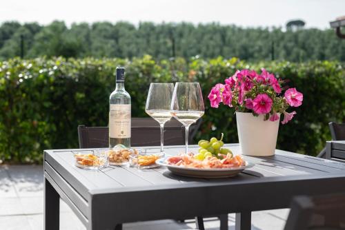 Idea Resort- Tuscan Home 5