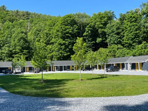 East Rock Inn - image 8