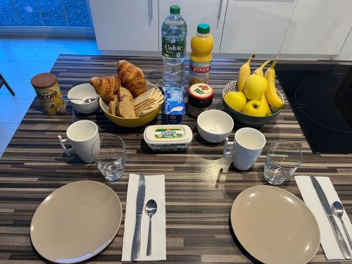 อาหารและเครื่องดื่ม, Chez Bérangère et Nicolas (Chez Berangere et Nicolas) in มงเทรย-ซูร์-แมน