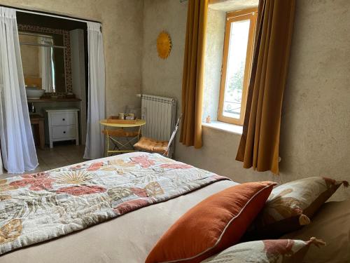 1 queen bed
