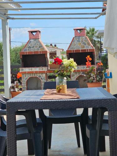 EFI APARTMENTS in Fanari