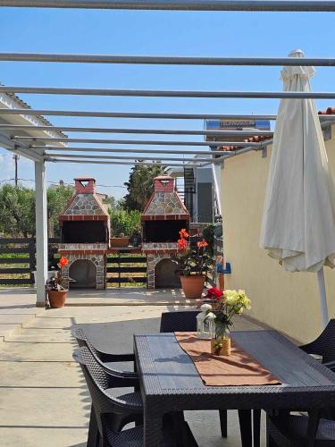 EFI APARTMENTS in Fanari