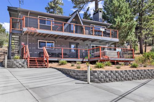 Ursa major #2134 in Big Bear Lake, USA