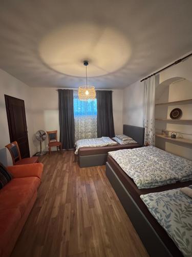 Mediterrane Ferien Villa am Neusiedler See in กอลส์