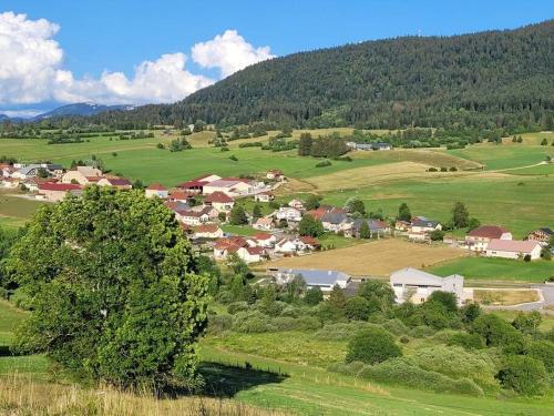 Apkārtne, La jolie Parenthèse (La jolie Parenthese) in Longevilles-Mont-d'Or