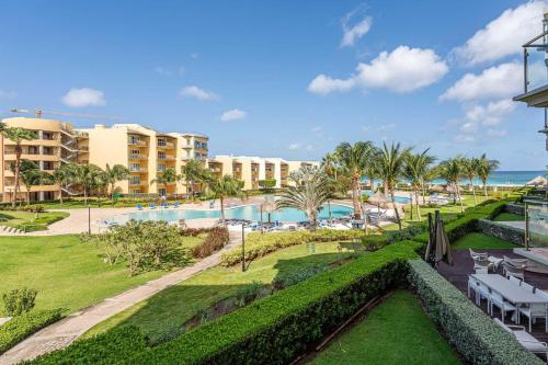 Two-Bedroom Apartment room in Beachfront - Ambiente Elegante 2BR condo - BC256
