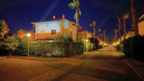Paradise Town Villa Hazel - image 5