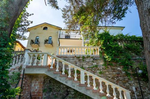 陽台/露台, Lighthouse View Villa with Sea View Terrace and Garden in 阿格羅波利