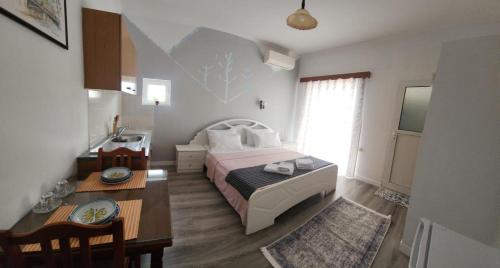 Studio with Sea View room in Amelie's Apartments & Beach Saranda