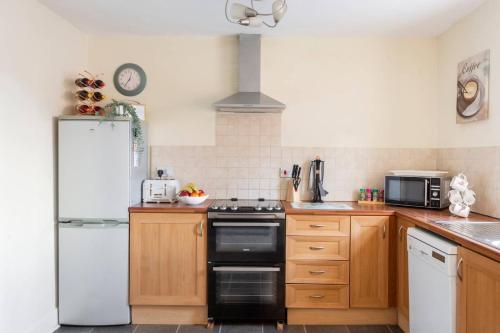 블랜드포드 포럼 The Hideaway, lovely cosy place in Blandford Forum, Dorset 4성급 싱글룸 수영장