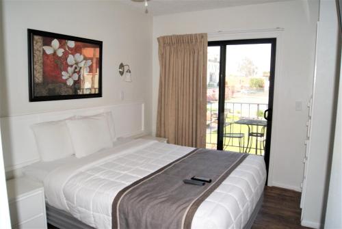 223-Fully Furnished, WiFi Included detail