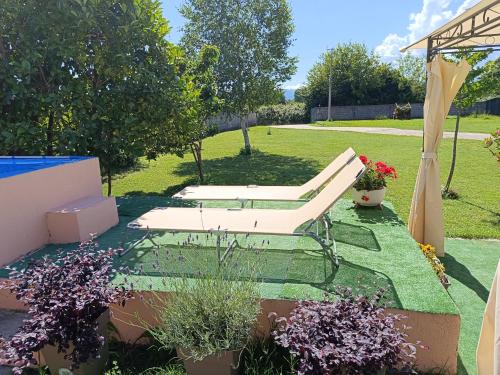 Maxim's house in Ponari