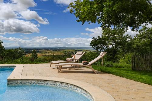 Maison de vacances 4 étoiles avec piscine et vue proche de Lectoure