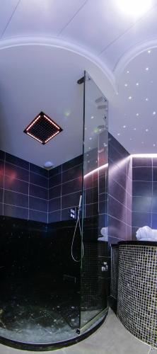 La Cour Berbisey - Les Collectionneurs - image 2