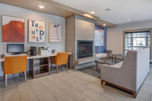 Holiday Inn Express Portland East - Columbia Gorge By IHG - 숙소 외관