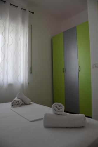 Two-Bedroom Apartment image 3