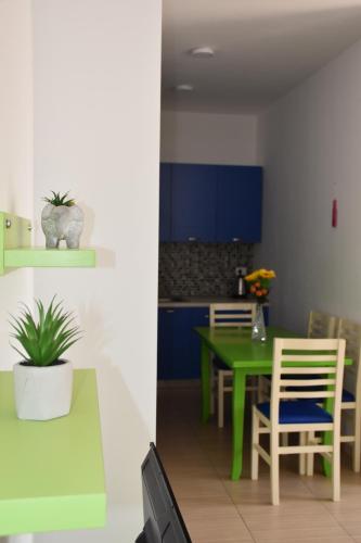 Two-Bedroom Apartment image 5