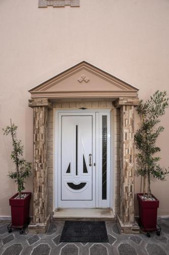 Sweet Home - image 6