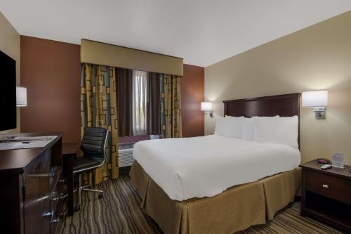 1 queen bed