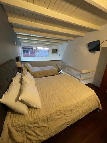 One-Bedroom Apartment image 8