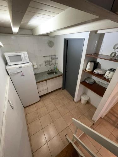 One-Bedroom Apartment image 5
