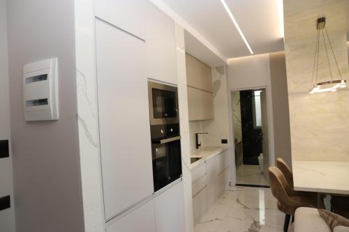 Merxhan`S Apartment - image 4