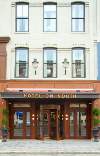 Hotel on North in Pittsfield, USA