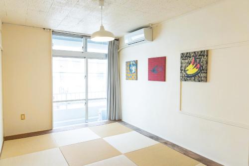 오키나와 본섬 Pineapple Hotel 3성급 싱글룸 로비