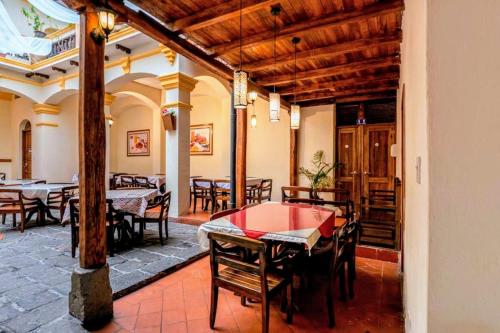 Restorāns, Hostal La Suite in Sangolkvi