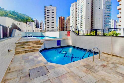 View, Apto com PISCINA 2 quadras da praia in Vila Luis Antonio