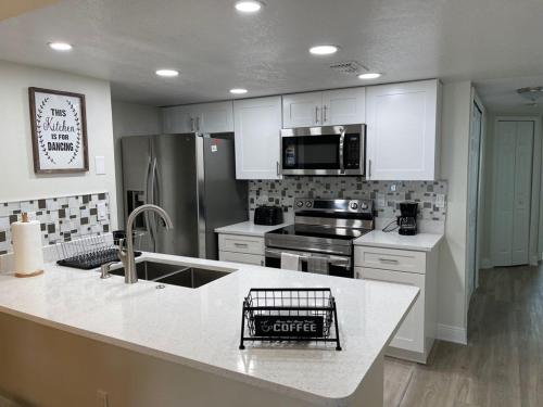 Grand Superior 3BR Penthouse near Disney Parks & Universal in Kissimmee, USA