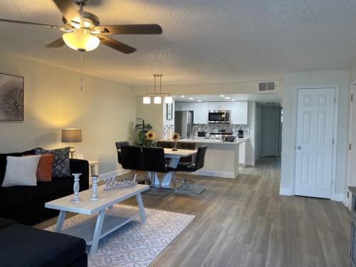 Grand Superior 3BR Penthouse near Disney Parks & Universal in Kissimmee, USA