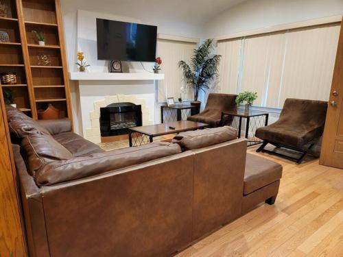 Luxury and Spacious 5 bedroom private house by Melrose WIFI TV Backyard Free Parking close to the Grove Hollywood Walk of Fame, Los Angeles (fotografie 6)
