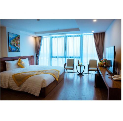 Deluxe Double Room image 2