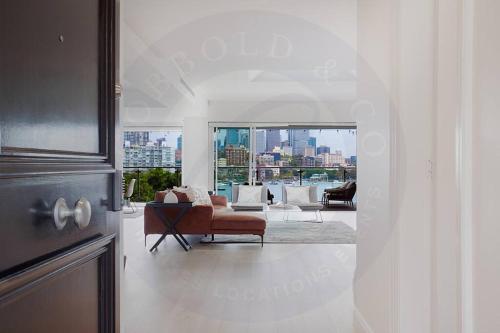 Kanangra - A Superb House on Sydney Harbour - image 4