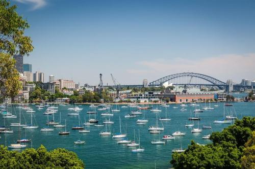 Kanangra - A Superb House on Sydney Harbour - image 11
