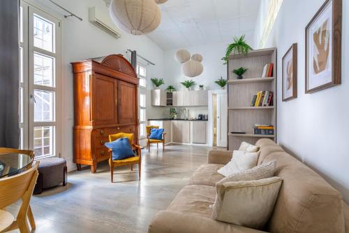 Modern flat a few steps from the Trevi Fountain - image 10